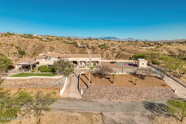 317 Valley View Drive, Rio Rico, AZ 85648