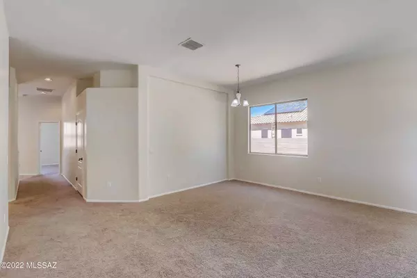 Tucson, AZ 85757,6498 W Castle Pines Way