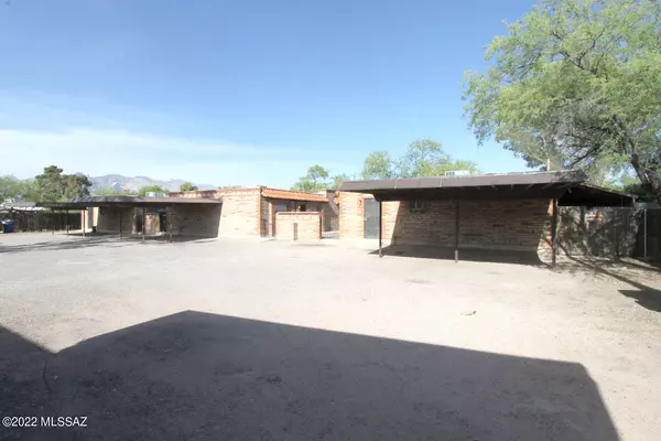 3060 N Cherry Avenue, Tucson, AZ 85719