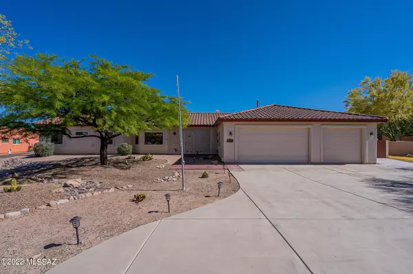 1725 W Placita Del Zocalo, Sahuarita, AZ 85629