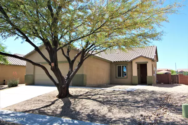 2111 W Moon Milk Street, Benson, AZ 85602