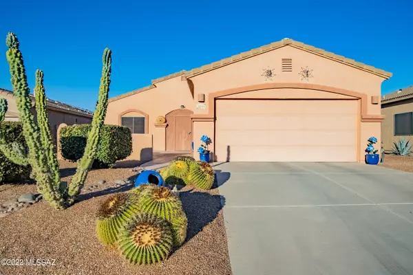 2241 S Pecan Vista Drive, Green Valley, AZ 85614