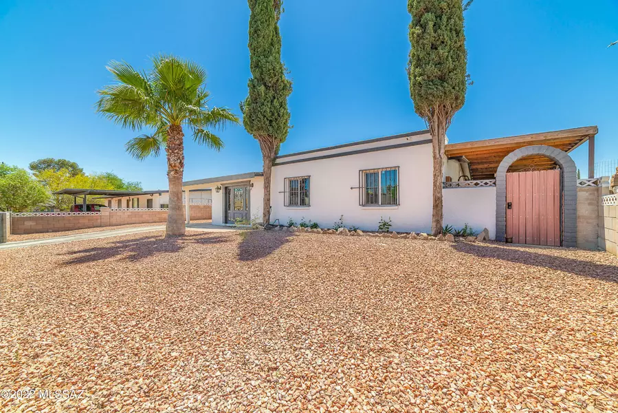 1943 W Saxony Road, Tucson, AZ 85713