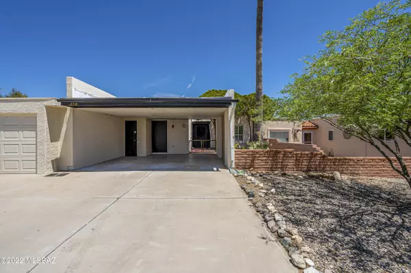 550 W Rio Altar, Green Valley, AZ 85614