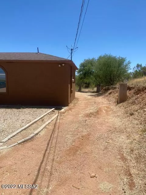 Rio Rico, AZ 85648,975 Calle Dura