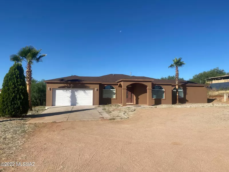 975 Calle Dura, Rio Rico, AZ 85648