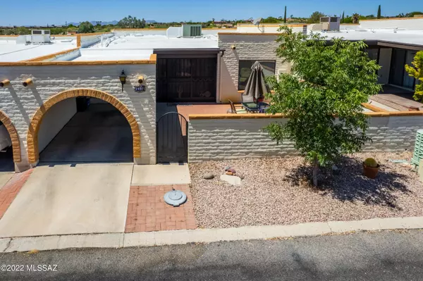 1407 W Placita Apache, Green Valley, AZ 85622