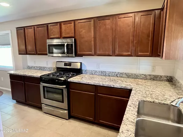 15912 S Avenida Villa Grata Salvaje, Sahuarita, AZ 85629