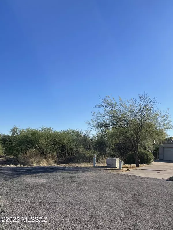 454 Zoo Court, Rio Rico, AZ 85648