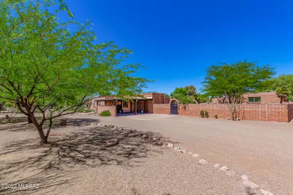 Tubac, AZ 85646,2359 Camino Esplendido