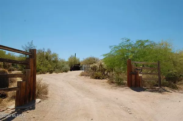 5850 N Mountain Lion Lane, Tucson, AZ 85743