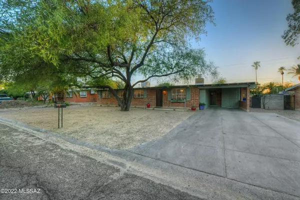 Tucson, AZ 85711,621 N Rook Avenue