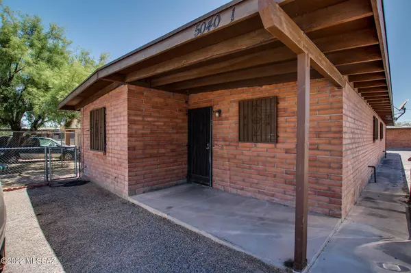 5040 S 17th Avenue, Tucson, AZ 85706