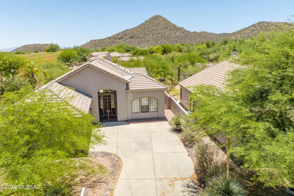 Tucson, AZ 85745,887 S Deer Meadow Loop