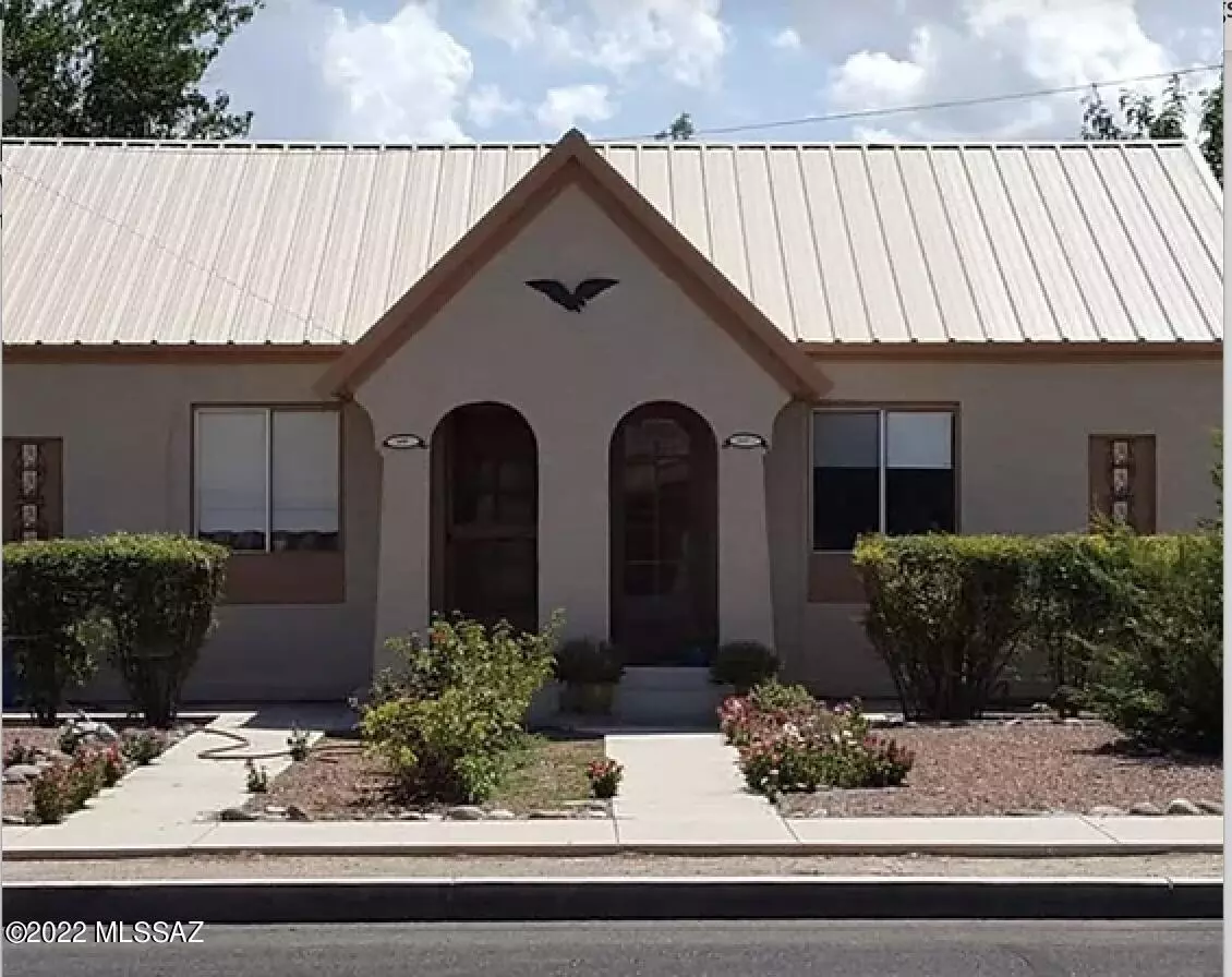 Safford, AZ 85546,209 & 211 W Main Street