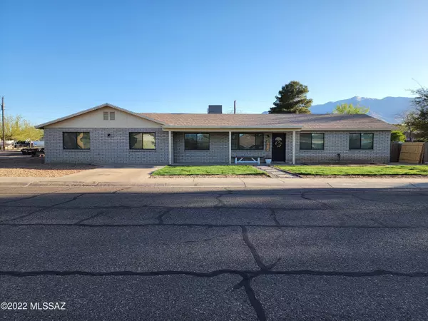 3877 W Anderson Street, Thatcher, AZ 85552