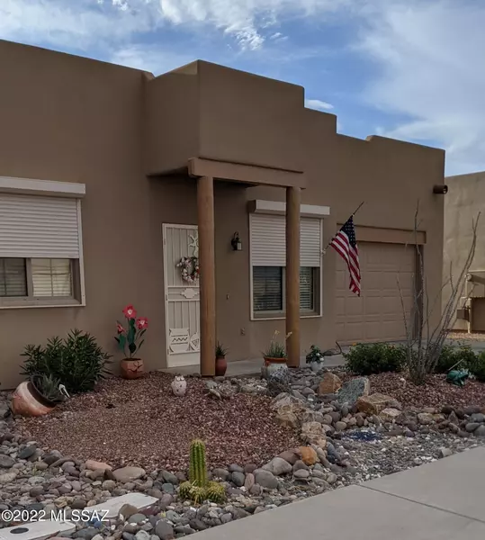 3716 S Paseo De Los Nardos, Green Valley, AZ 85614