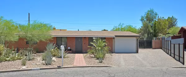 3740 N Warren Avenue, Tucson, AZ 85719