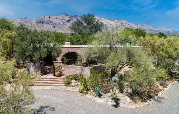 2037 E Miraval Quinto, Tucson, AZ 85718