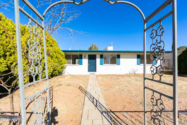 310 2Nd Street, Huachuca City, AZ 85616