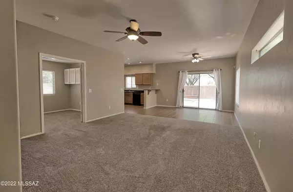 Sahuarita, AZ 85629,443 E Placita Cordel