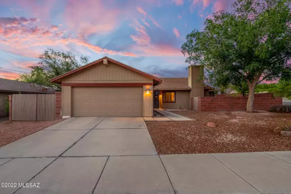 10061 E Domenic Lane, Tucson, AZ 85730