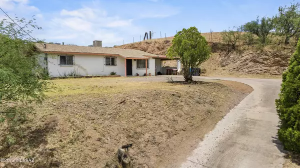 782 W Hughes Street, Nogales, AZ 85621