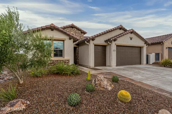 2335 E Page Mill Drive, Green Valley, AZ 85614