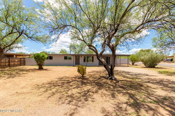 4731 W Santa Maria Drive, Amado, AZ 85645