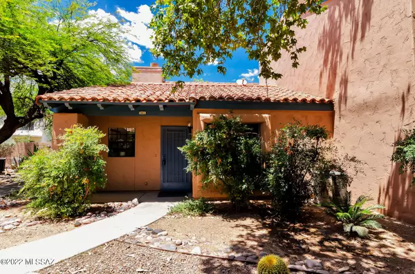 5465 N Via Del Arbolito, Tucson, AZ 85750