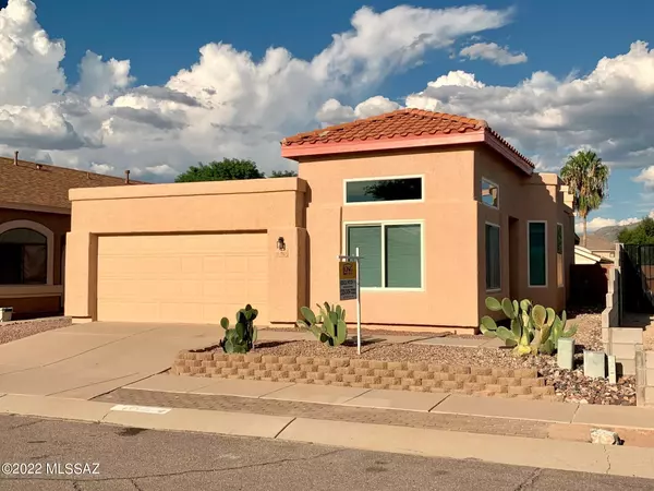 7813 S Castle Bay Street, Tucson, AZ 85747