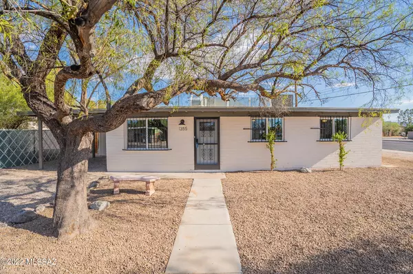 1355 W Kleindale Road,  Tucson,  AZ 85705