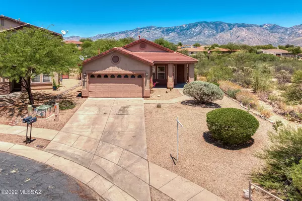 Oro Valley, AZ 85755,680 W Buffalo Grass Drive