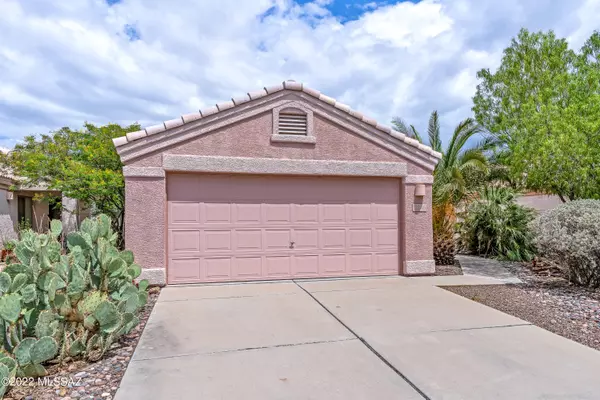 Tucson, AZ 85745,2246 W Silver River Way