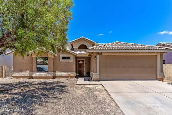 8105 S Carbury Way, Tucson, AZ 85747