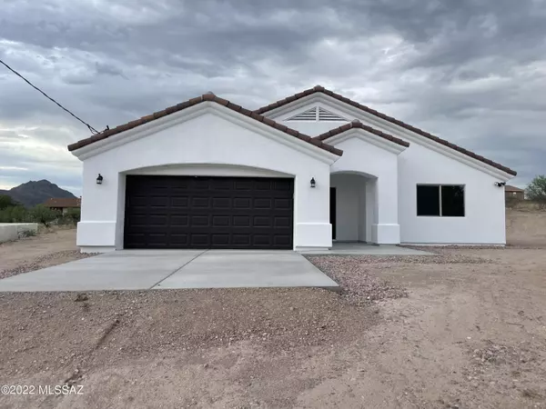 1065 Brazo Court, Rio Rico, AZ 85648