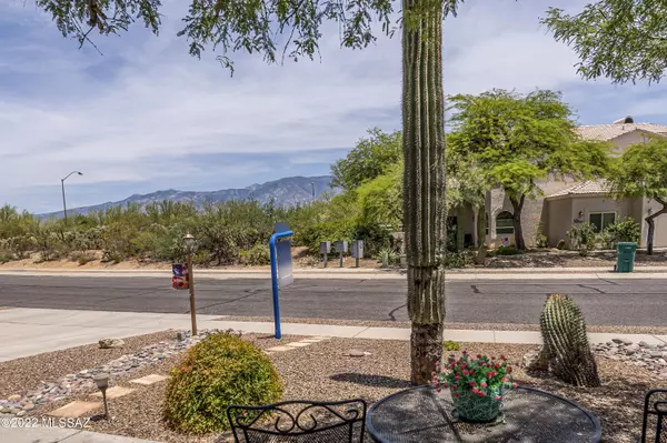 Oro Valley, AZ 85755,12625 N Pioneer Way