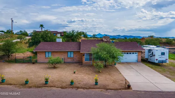 176 Nabo Court, Rio Rico, AZ 85648