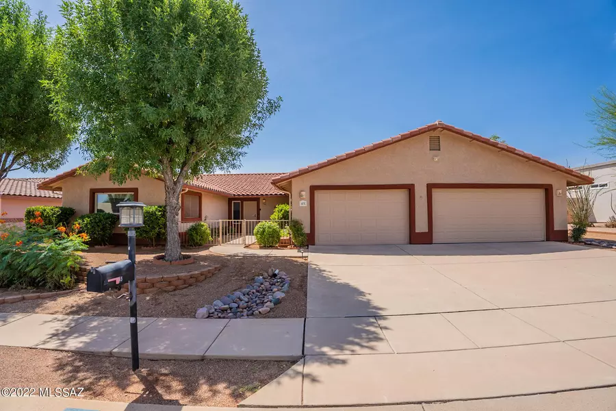 45 W Calle Escudilla, Green Valley, AZ 85614