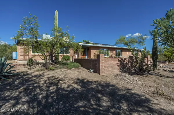 10660 E Dunsmore Place, Tucson, AZ 85749