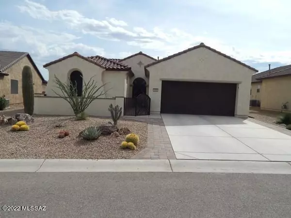 1096 N Grand Canyon Drive, Green Valley, AZ 85614