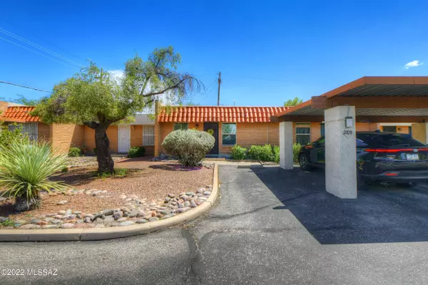 2705 W Sheryl Place, Tucson, AZ 85713