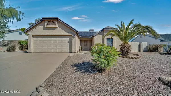 2784 W Highcliff Drive, Tucson, AZ 85745