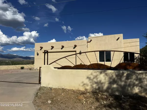 167 Avenida Pastor, Rio Rico, AZ 85648