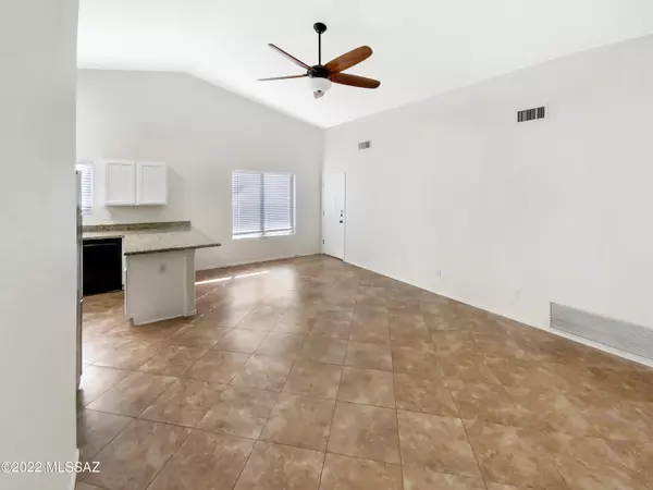 Marana, AZ 85658,5464 W Fresnal Canyon Place