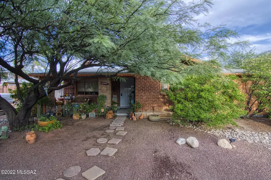 2902 N Baxter Drive, Tucson, AZ 85716