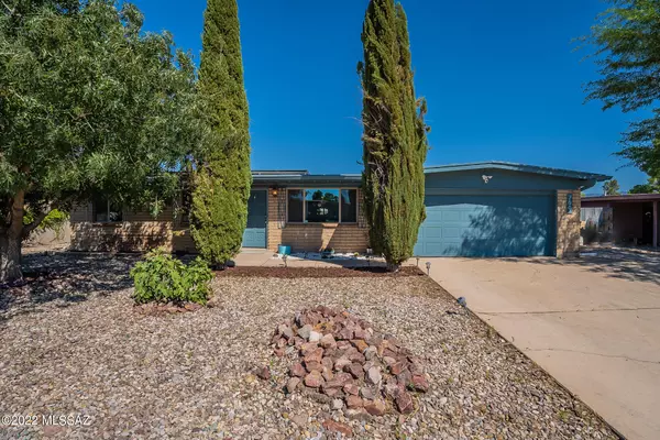 7661 E Dogwood Street, Tucson, AZ 85730