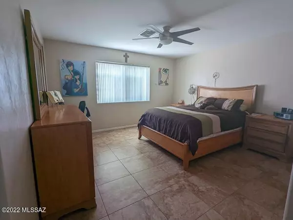 Tucson, AZ 85745,2553 W Aztlan Court