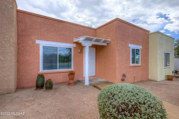 8828 E Arbor Street, Tucson, AZ 85730