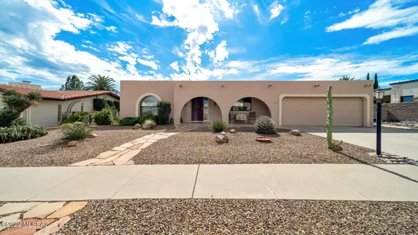 261 W Calle Melendrez, Green Valley, AZ 85614